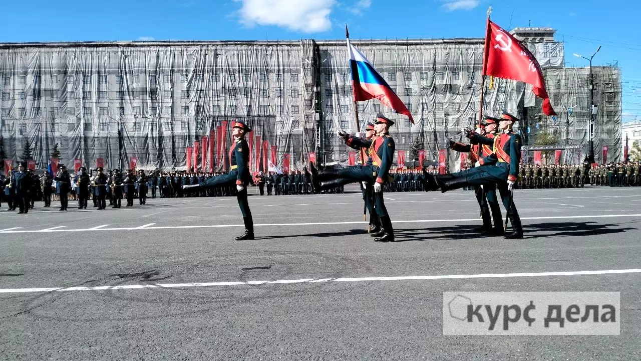 Генеральная репетиция парада Победы в Челябинске на площади Революции