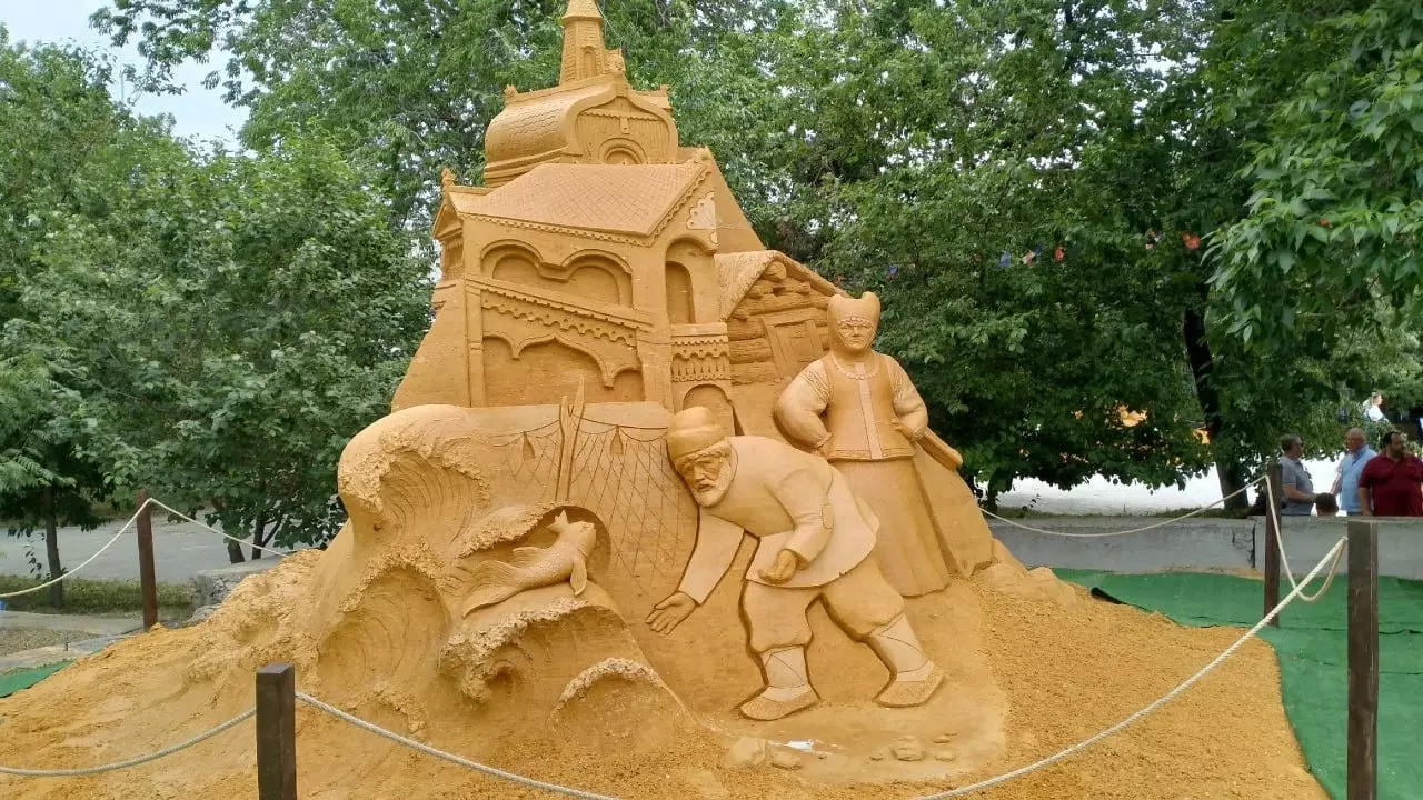 В Челябинске началась подготовка к фестивалю песчаных скульптур