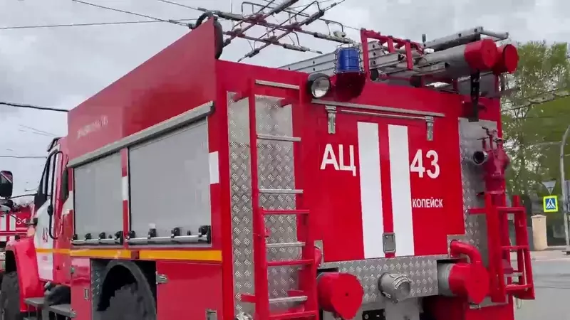 Восемь пожарных машин промчались по центру Челябинска