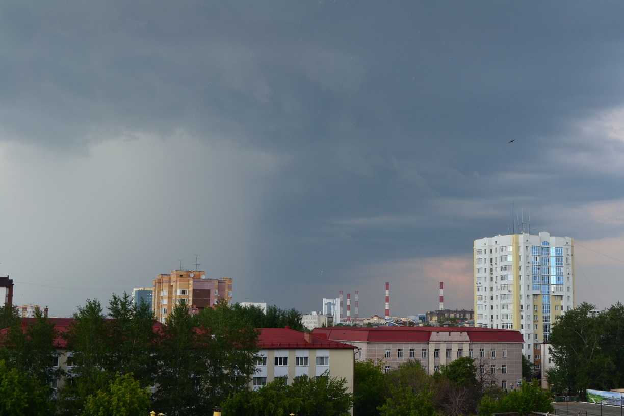 С грозы, дождей и порывов ветра начнется август в Челябинской области