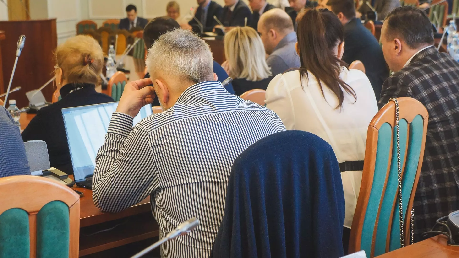 В ЗакСо Челябинска прошли публичные консультации по закону «О пользовании недрами»
