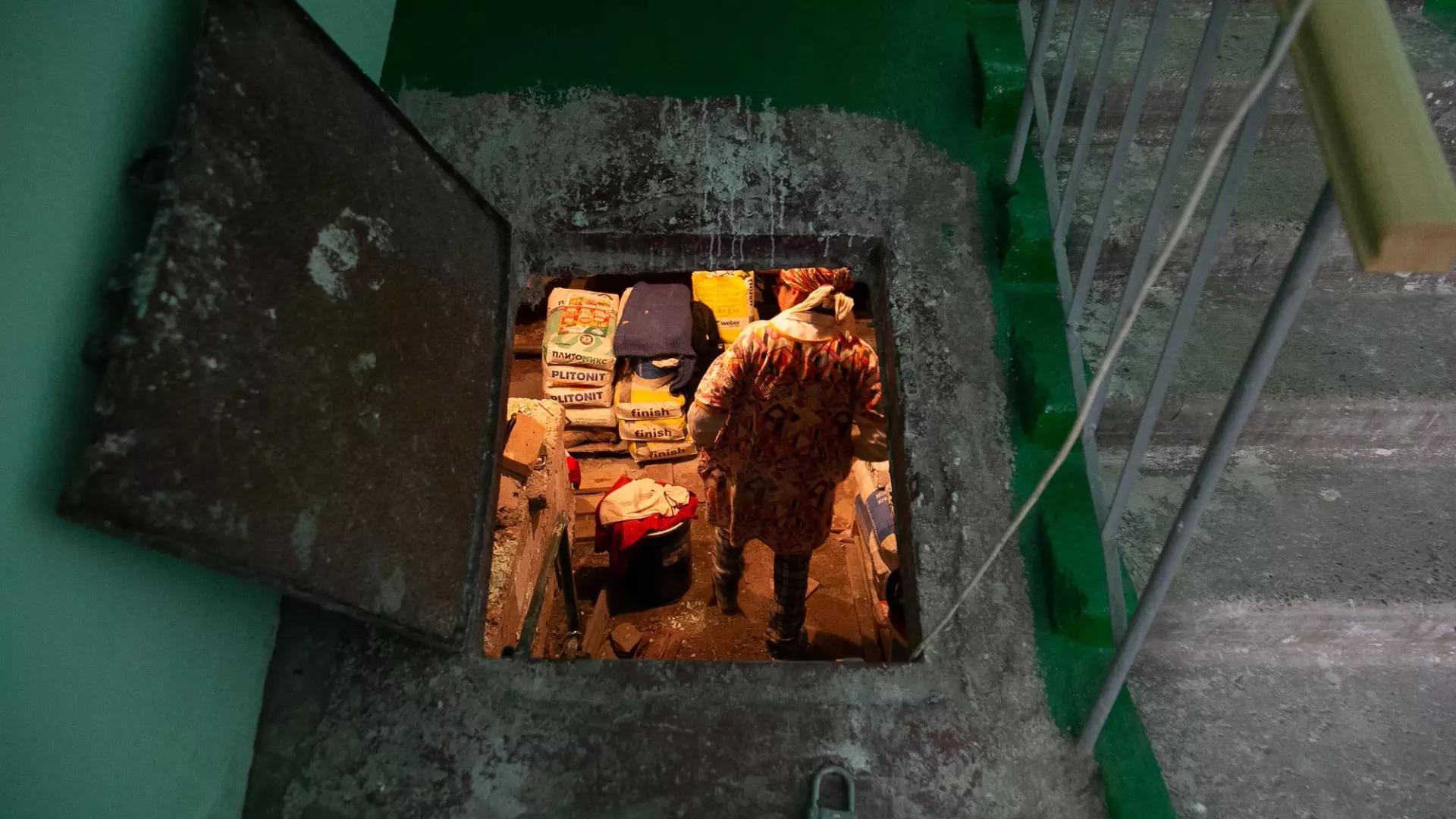 Прокуратура проверит затопленный нечистотами подвал в челябинском доме