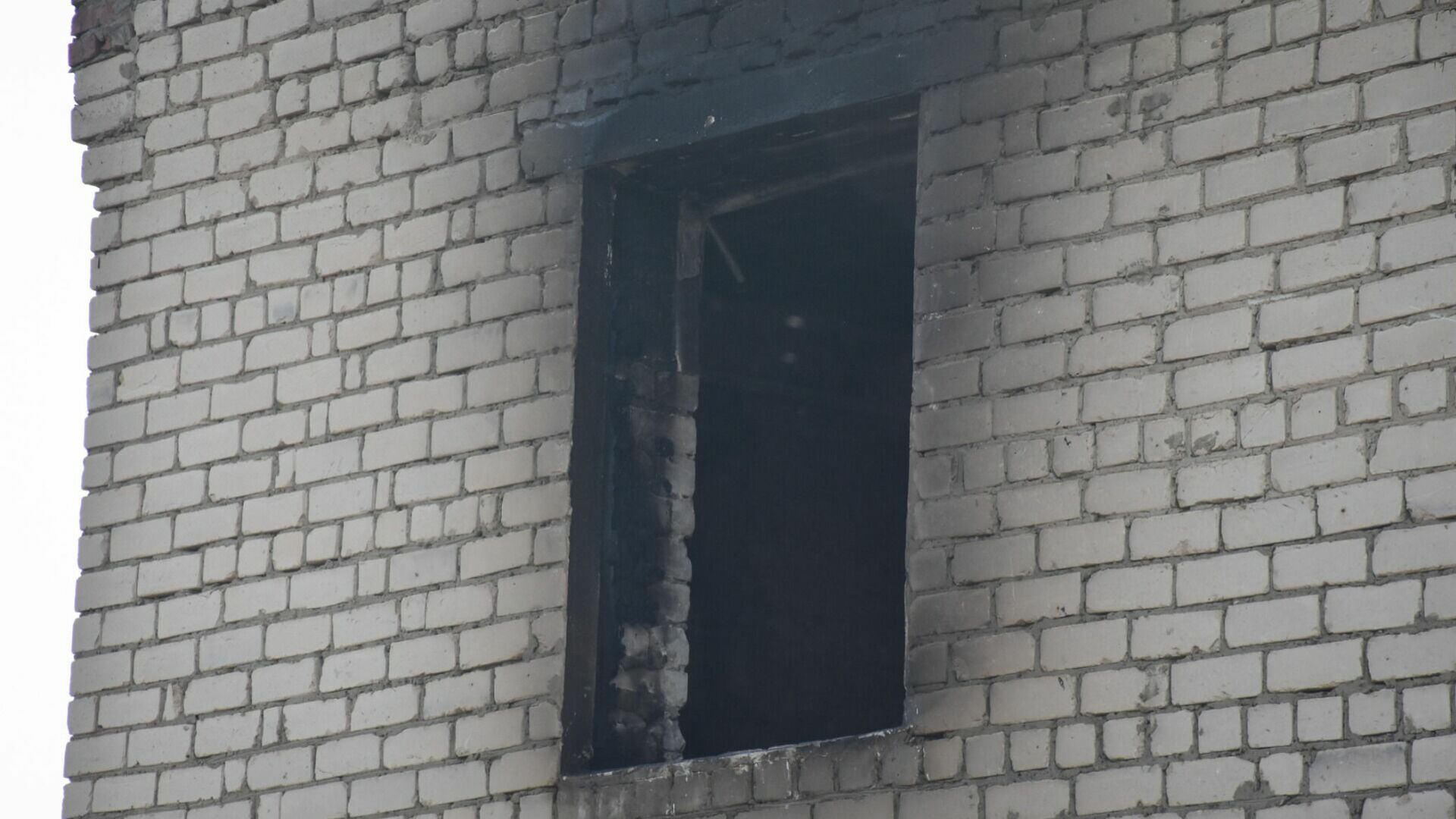Три человека погибли в пожаре на улице 2-я Шагольская в Челябинске