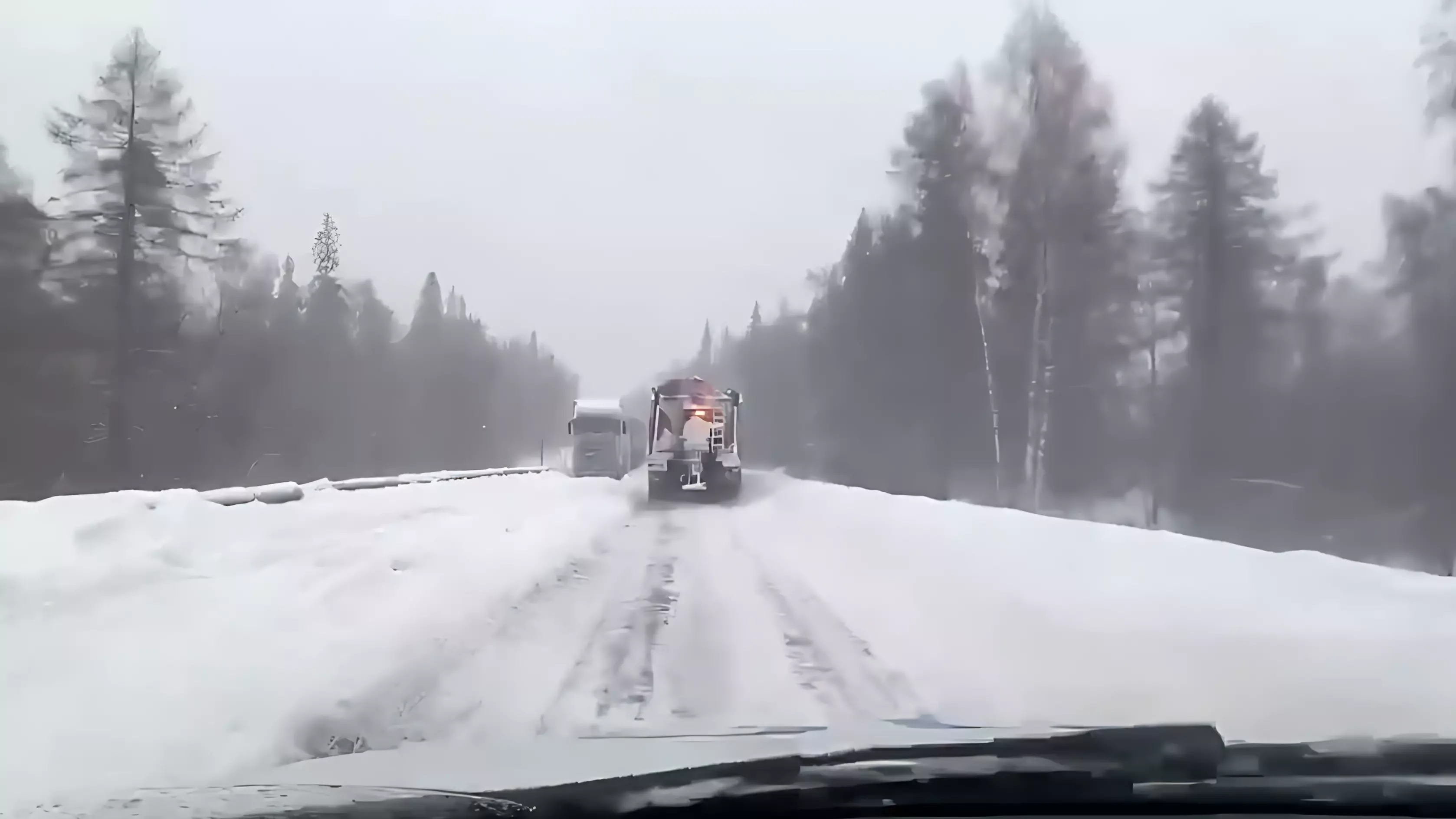 Трассы в Челябинской области в условиях снегопада