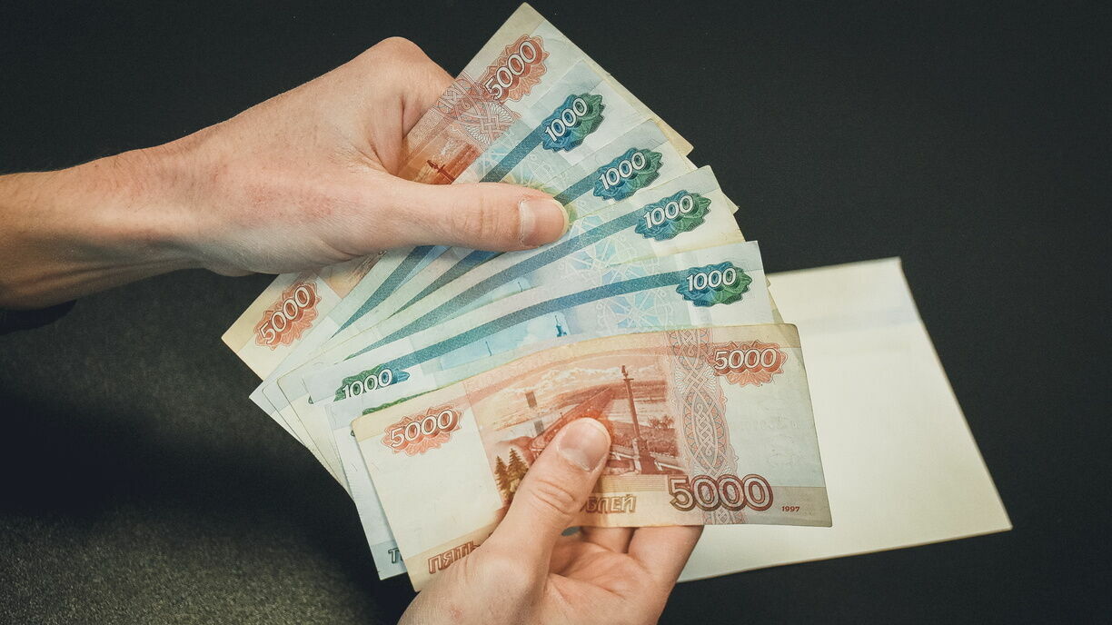 Изъяли из оборота фальшивые деньги в Челябинской области