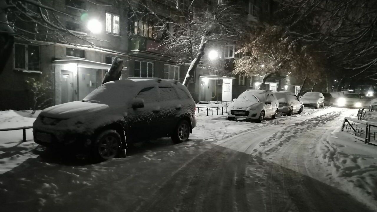 Дорожные службы вывезли 6000 кубометров снега за выходные в Челябинске