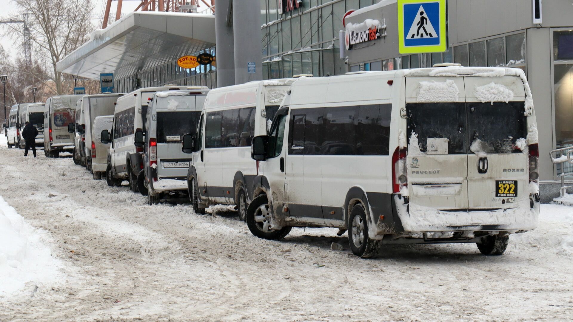 Пьяного водителя маршрутки, который вез 8 пассажиров, задержали в Челябинской области
