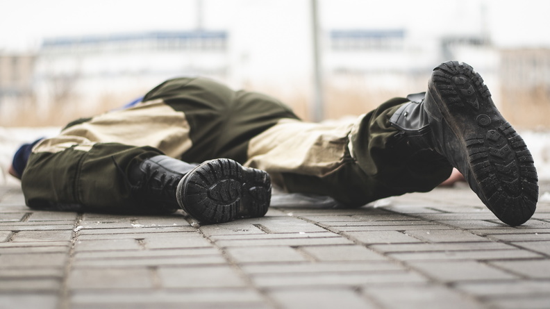 «Сердце не выдержало»: мужчина умер на улице из-за жары в Челябинске