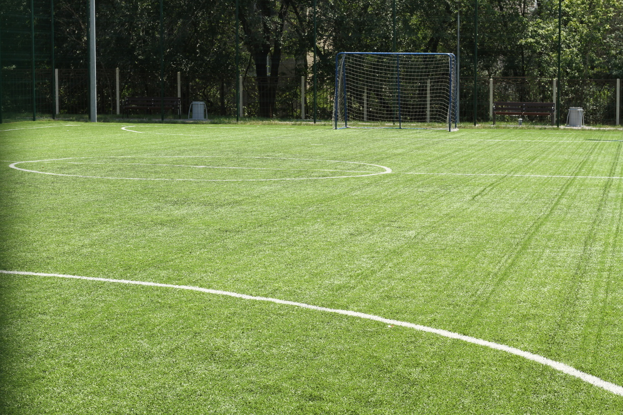 Современные футбольные поля появятся во дворах Челябинска