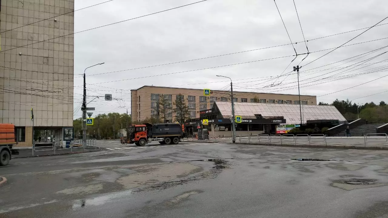 1 мая перекрыто движение по улице Лесопарковой в Челябинске