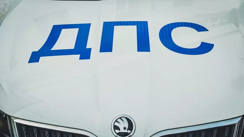 Водитель погиб после столкновения двух фур на челябинской трассе