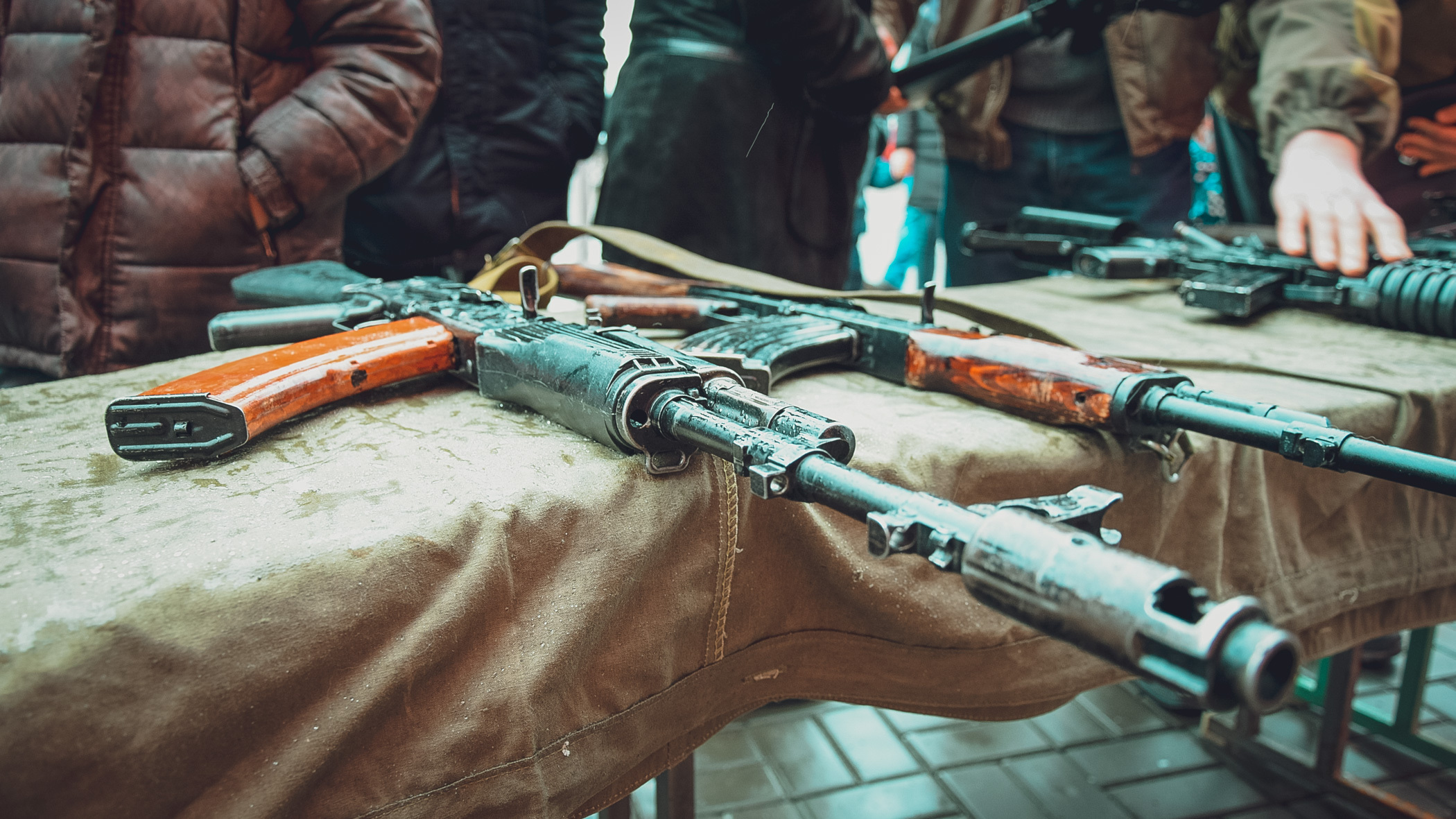 Двух производителей самопального оружия задержали в Челябинской области