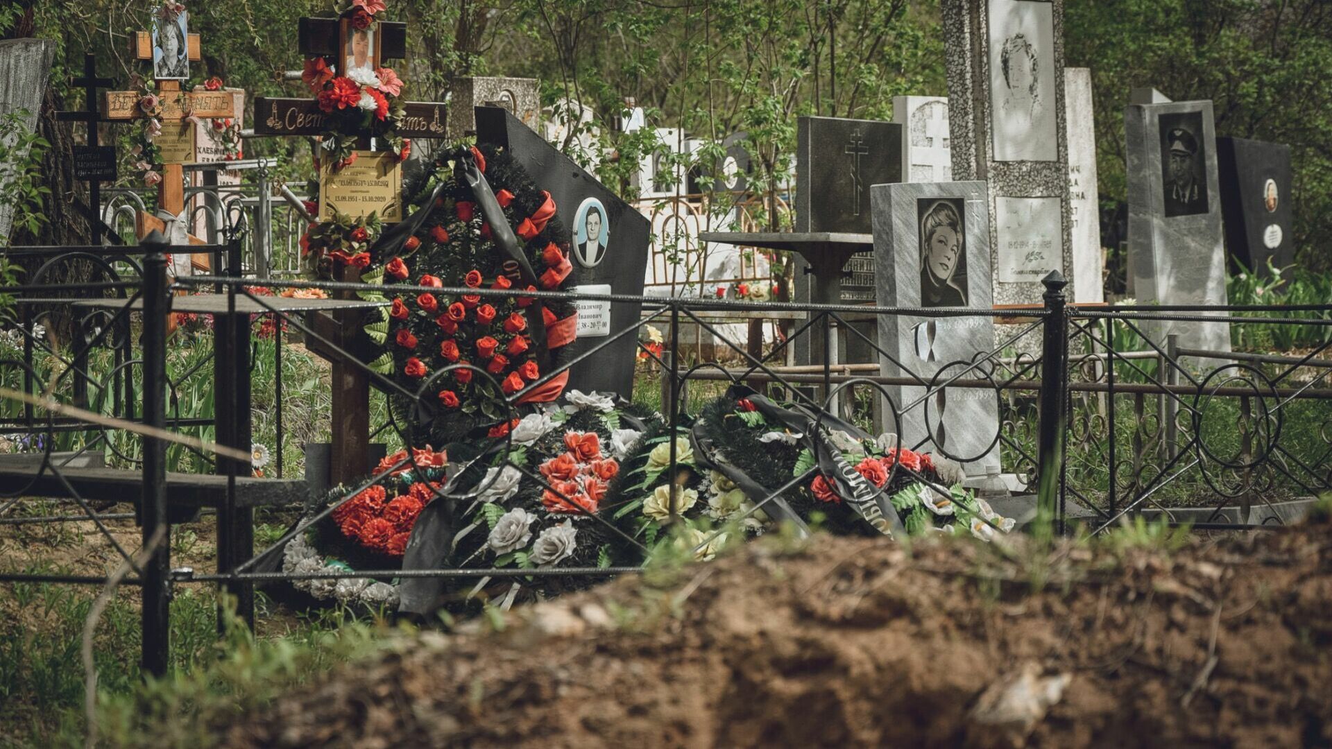 Въезд на кладбища Челябинска закроют в Родительский день 25 апреля