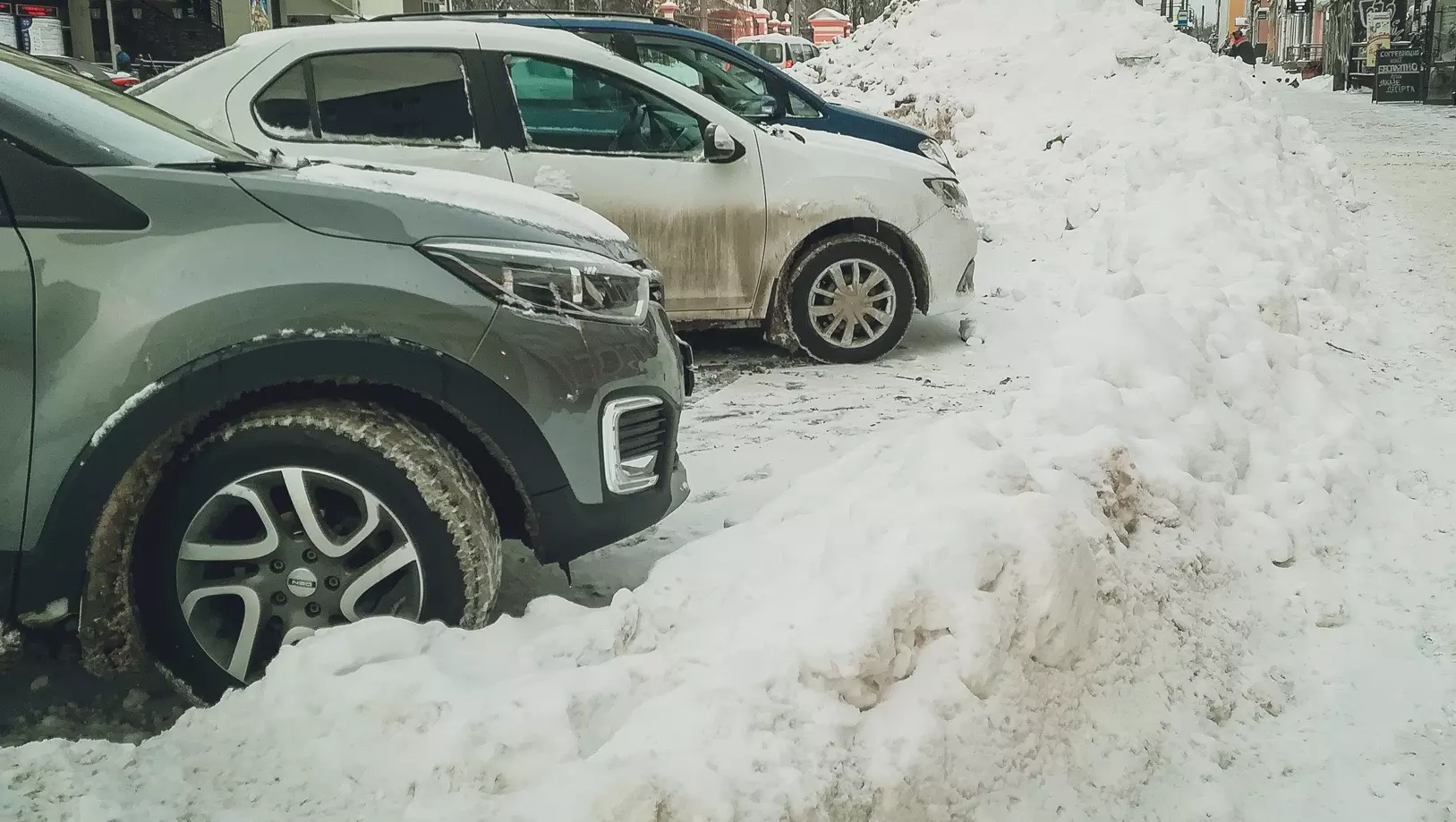Три УК получили предписания за плохую уборку снега в челябинских дворах
