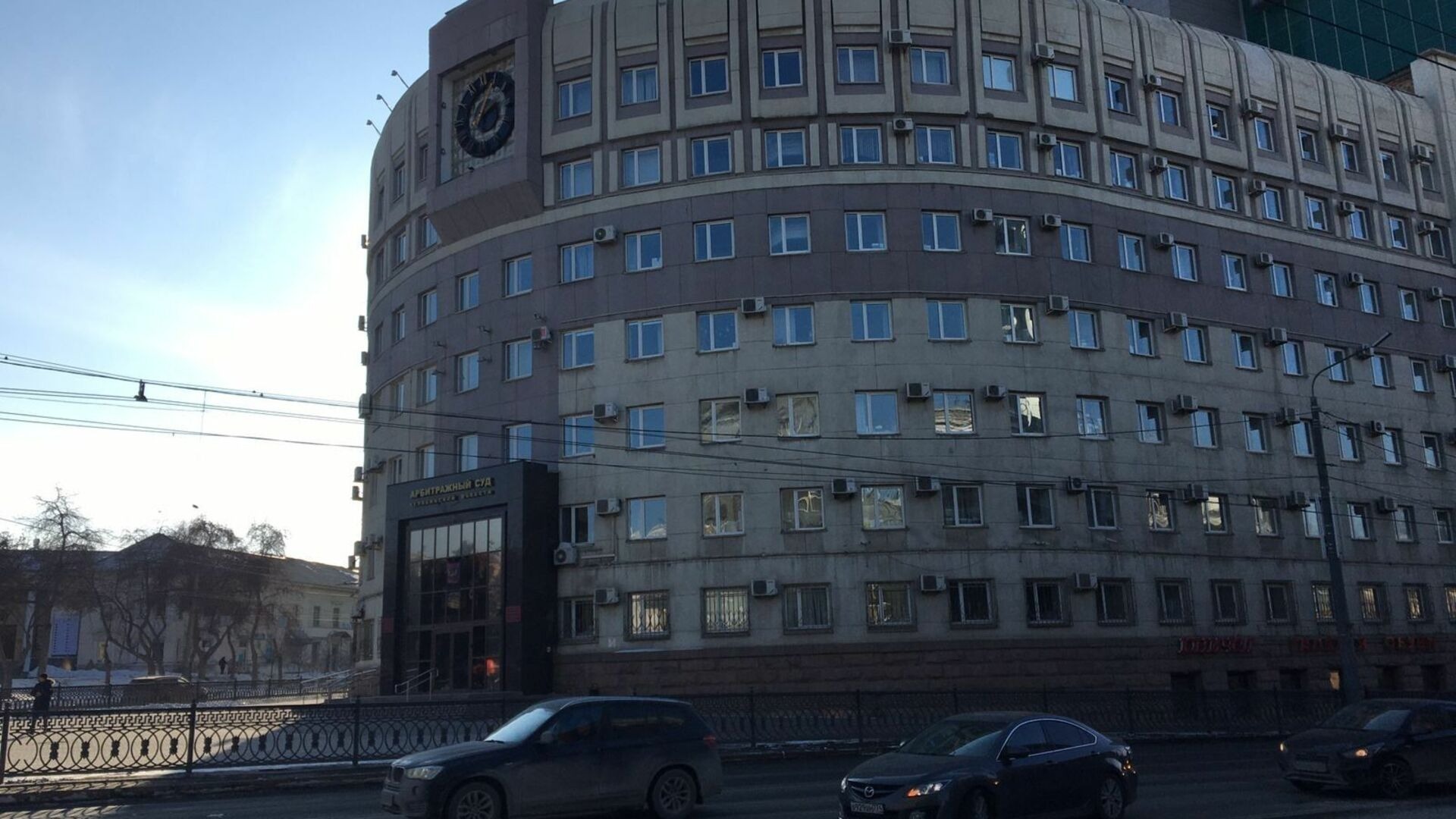 Иск на 2,2 млн руб поступил к ЧМК в арбитражный суд