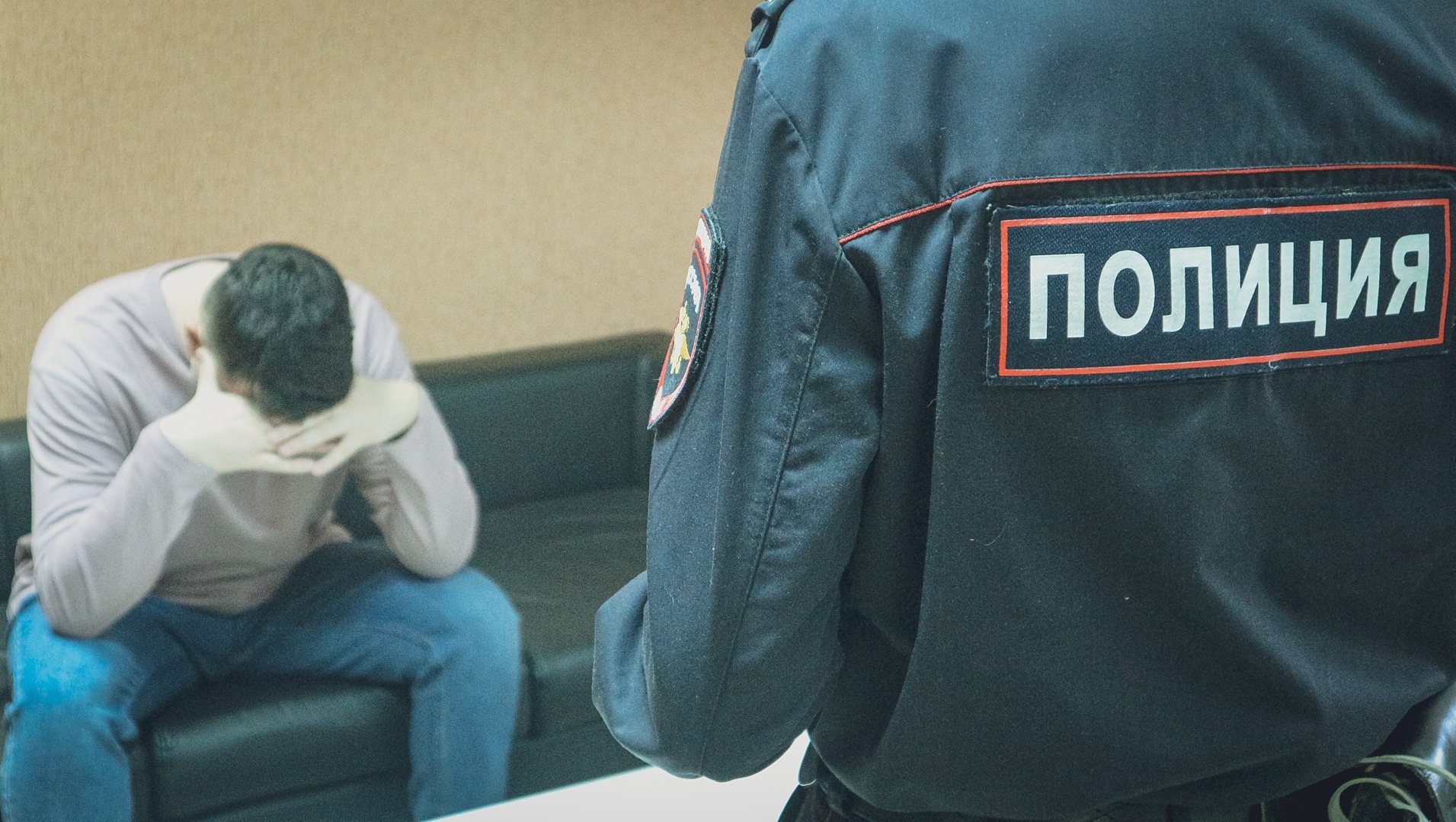 15 нелегальных мигрантов депортировали за сутки в Челябинской области