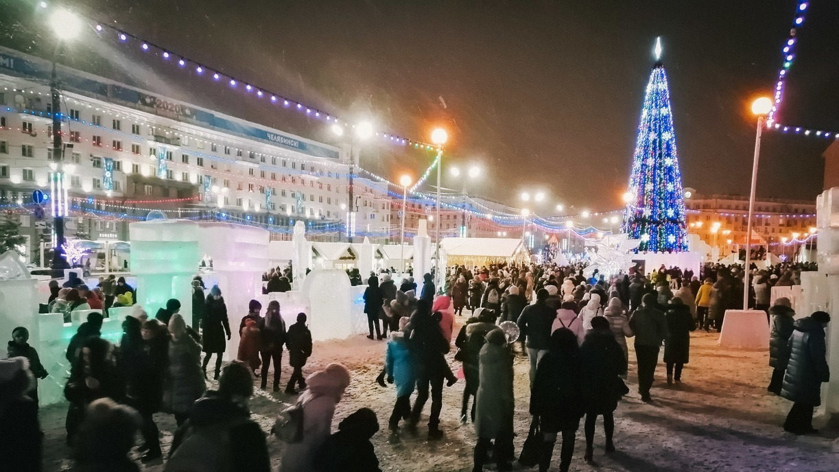 Почти 12 млн рублей потратят на новогоднюю подсветку в районе Челябинска