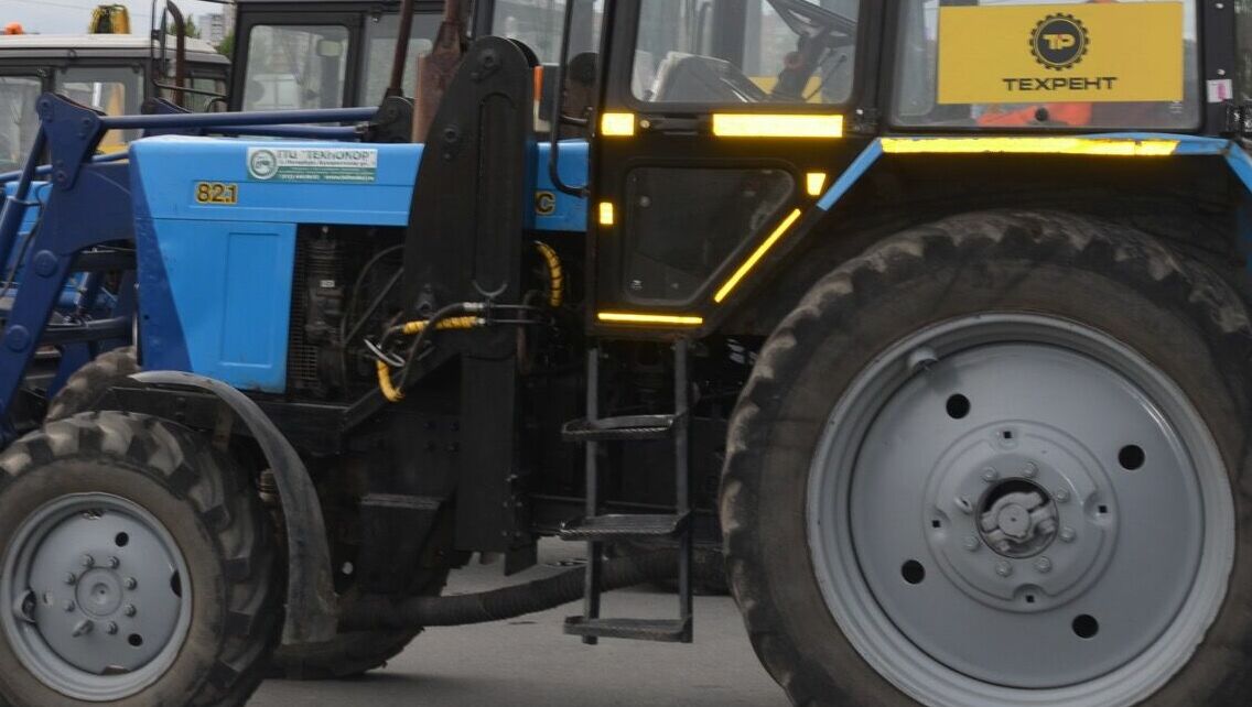 Пьяный мужчина угнал трактор у фермера в Челябинской области