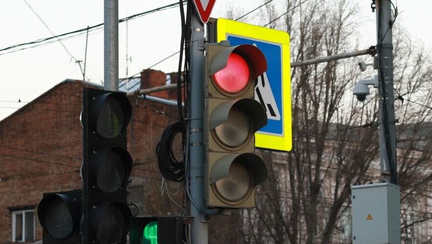 Скорректировать работу светофора на Северо-Западе попросила мэр Челябинска