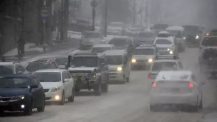 В Челябинской области перекрыли восемь трасс из-за непогоды