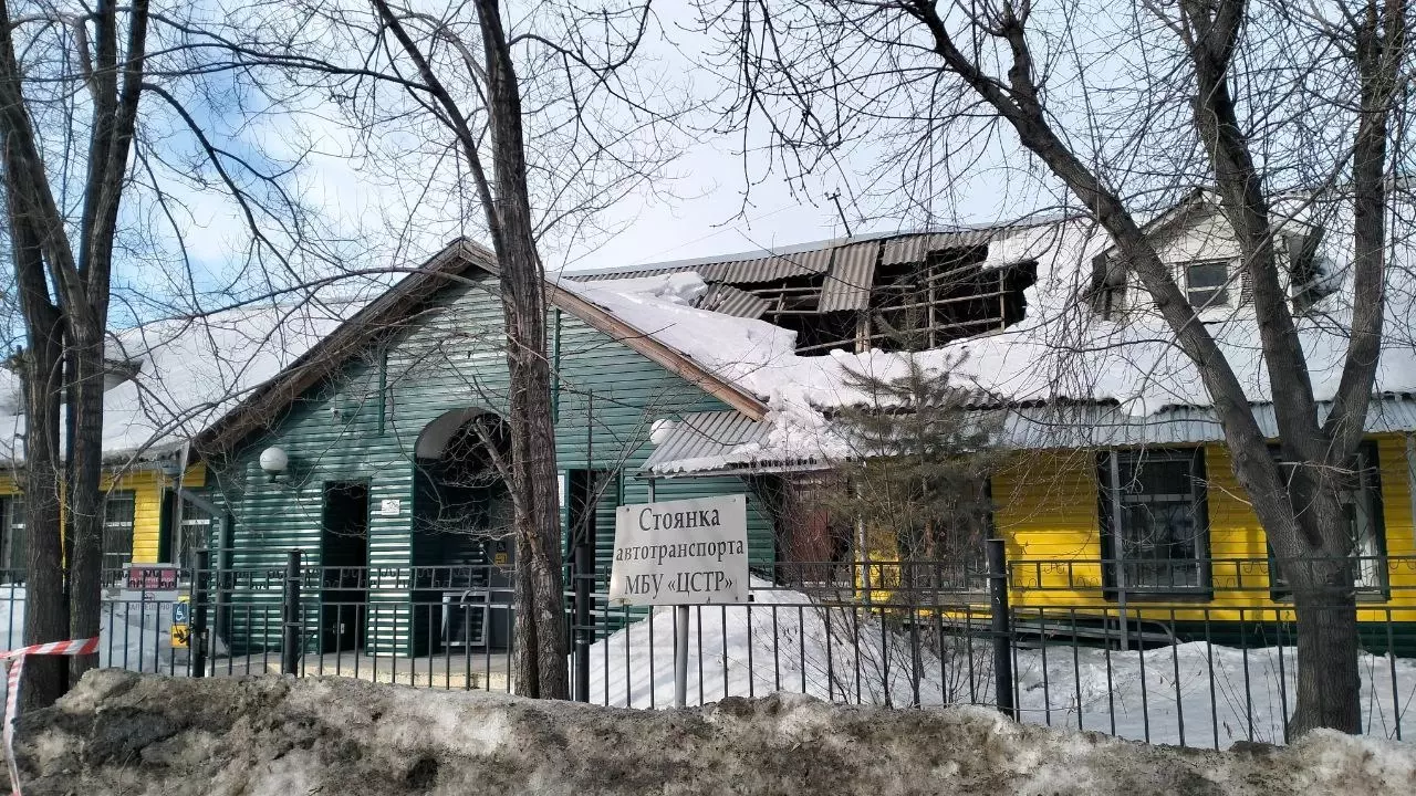 Центр для бездомных в Челябинске после обрушения
