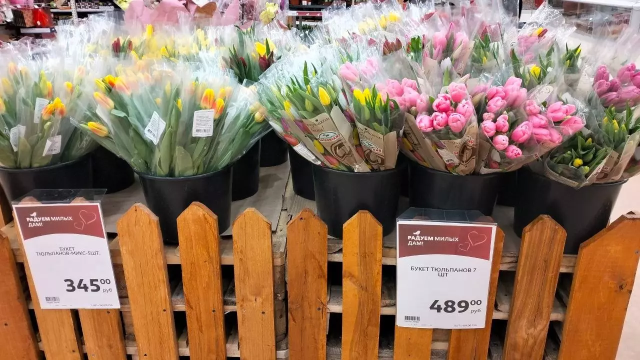 Букеты тюльпанов по 5 и 7 штук в Челябинске