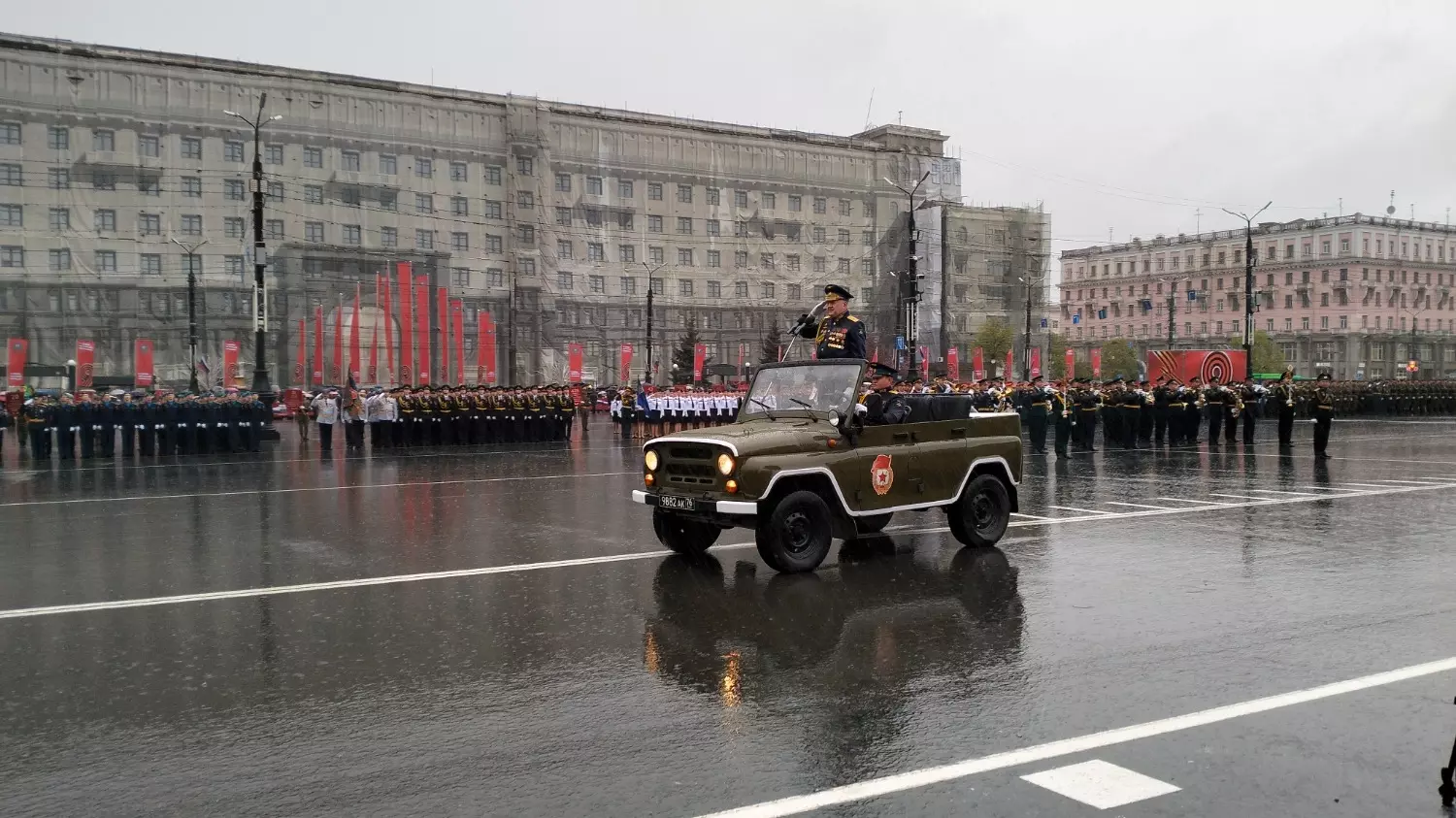 Командующий парадом в Челябинске