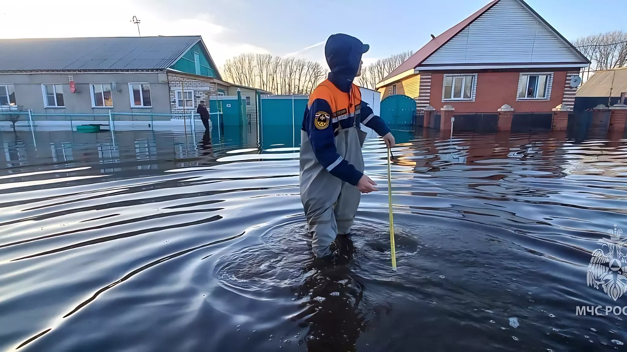 Режим ЧС ввели в пяти районах Челябинской области из-за паводка