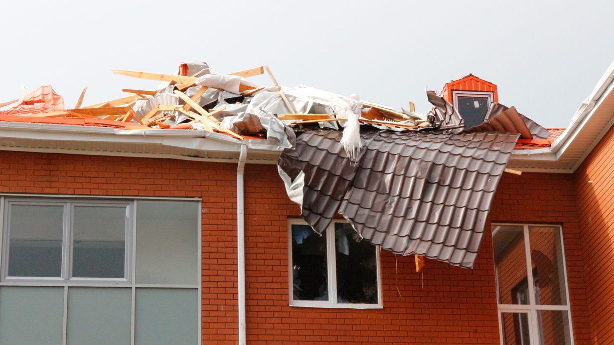 Ураган нанес ущерб жителям Челябинской области