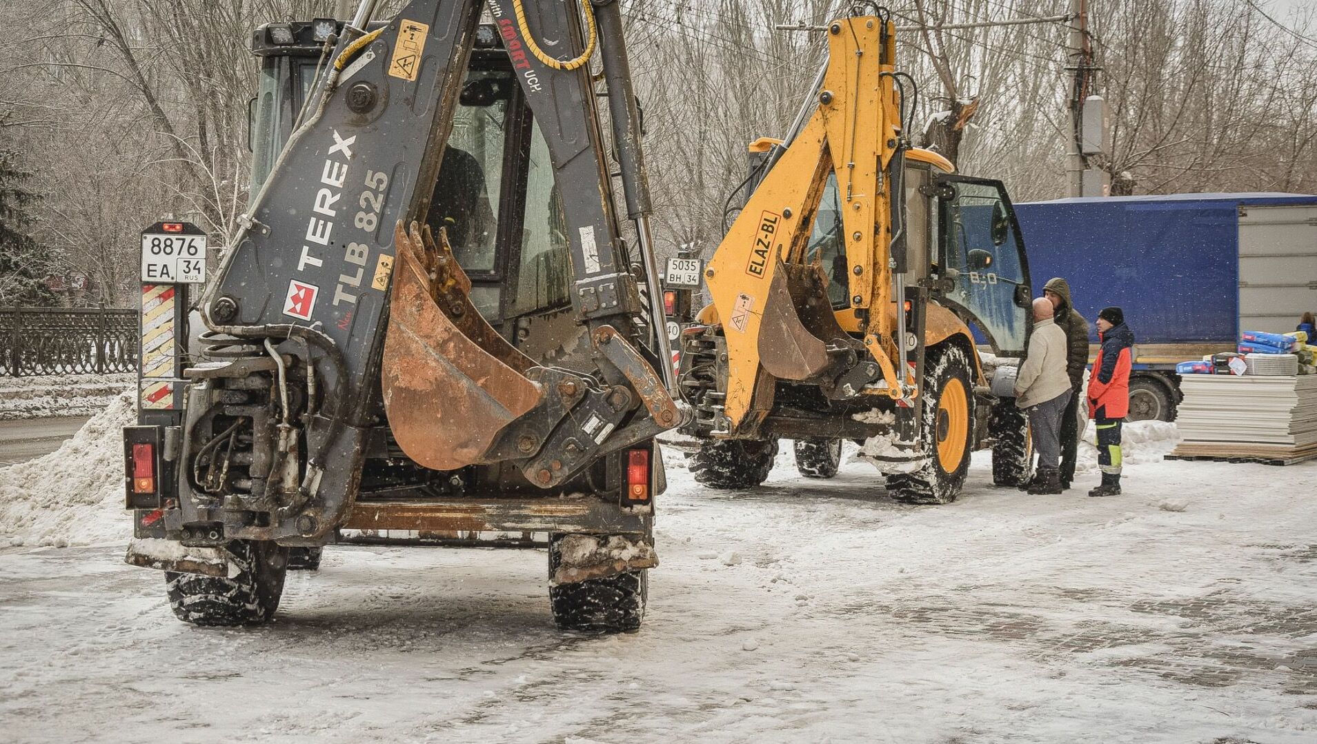 Работу дорожников усилили из-за снегопадов в Челябинской области